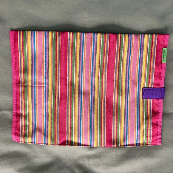 Clover Multicolor Striped Knitting Needle Case Organizer - Picture 5 of 6